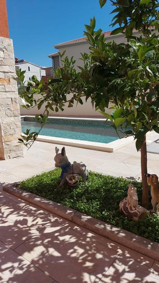 Villa J&J Apartments Residence With Swimming Pool Podstrana Exterior foto